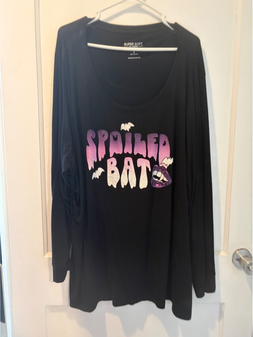 Torrid Super Soft Sleep 5 Spoiled Bat black long sleeve sleep shirt